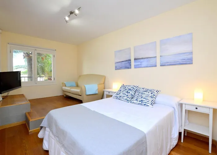 Acogedor Apartamento A 100 Metros De La Playa